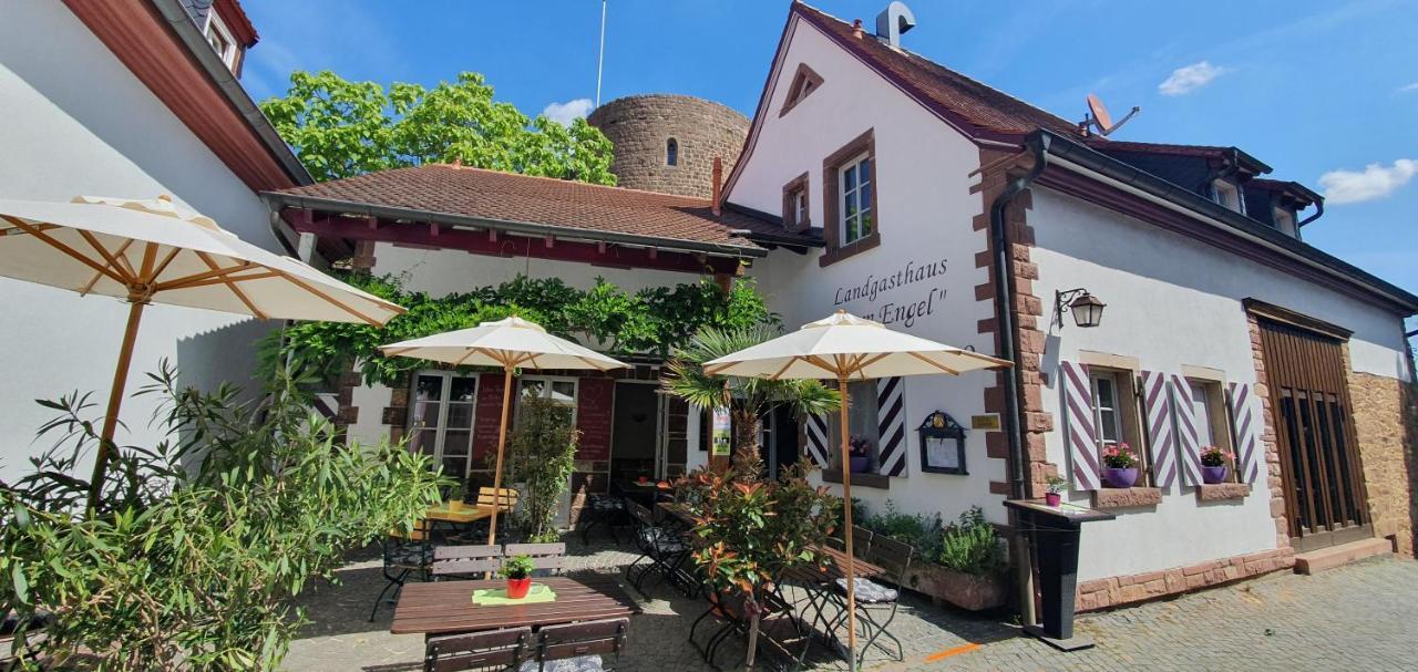 Landgasthaus "Zum Engel" Neuleiningen Luaran gambar