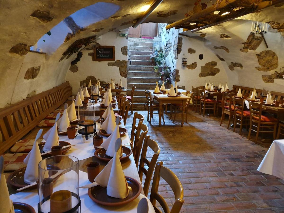 Landgasthaus "Zum Engel" Neuleiningen Luaran gambar